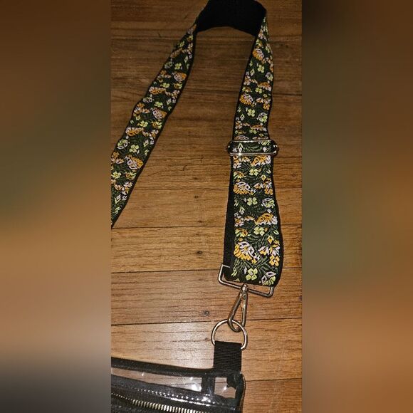 Amazon Clear Plastic Crossbody Floral Embroidered Strap Stadium Purse Concert - Picture 3 of 6